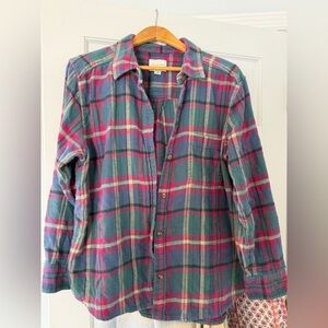 American Eagle Outfitters Multicolor Plaid Shirt
